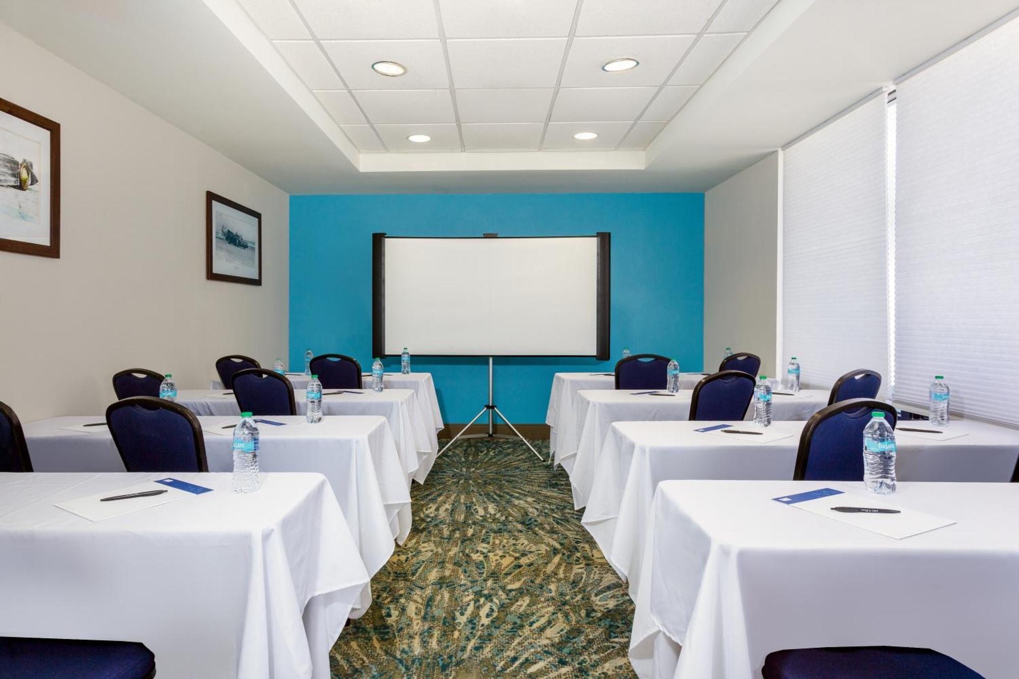 Holiday Inn Express & Suites Oceanfront Daytona Beach Shores By Ihg Exteriör bild